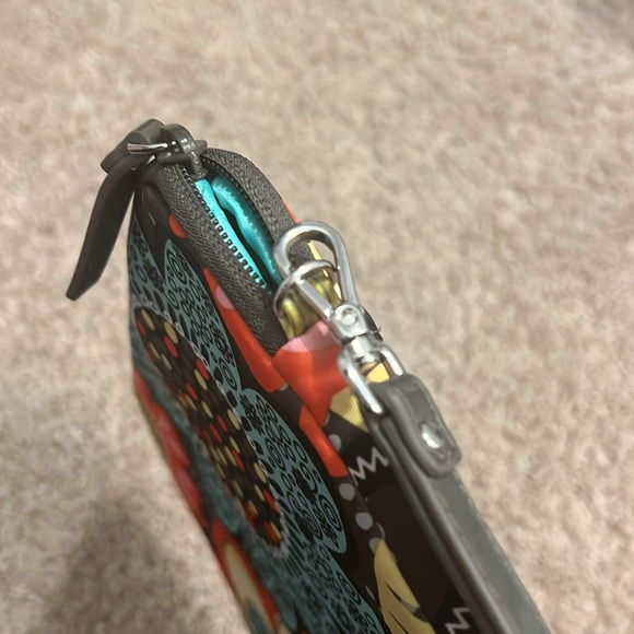 Vera Bradley padded tablet holder - Picture 3 of 11